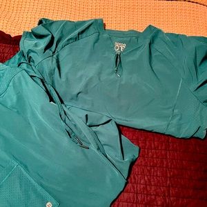 Scrub set Hunter green